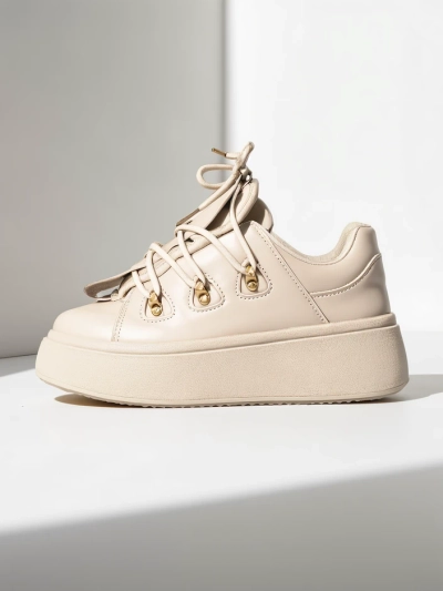 Baskets Royalfashion pour femmes avec une languette décorative Domatories