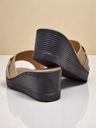 Royalfashion Sandales compensées femme Nolia