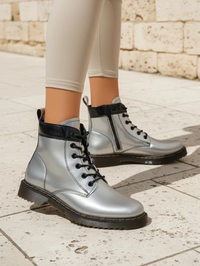 Bottines argentées pour femmes Celestina Eco Cuir Verni avec fermeture éclair
