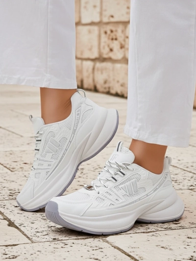 Royalfashion Baskets de sport pour femmes sur une semelle plus épaisse Roality