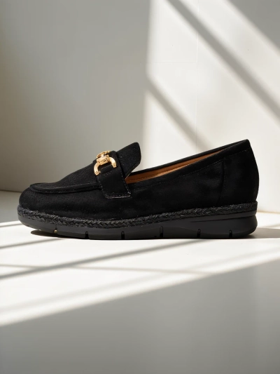 Chaussures slip-on Royalfashion pour femmes avec un bout décoratif