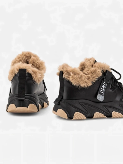 Baskets de sport noires pour femmes avec fourrure Nonua. Chaussures