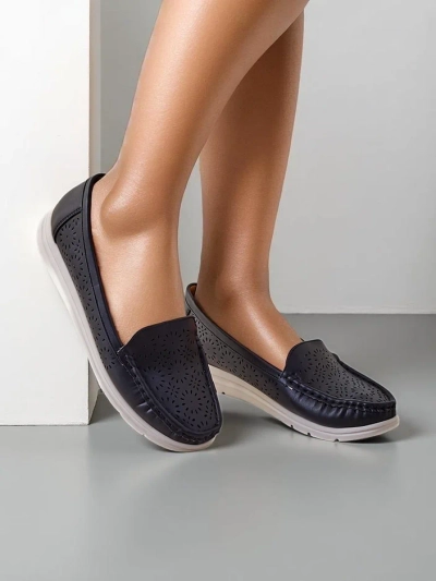 Mocassins perforés pour femmes Royalfashion Besset