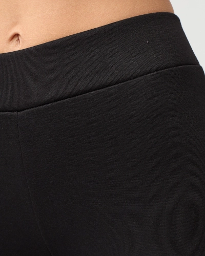 Leggings noirs isolés pour femmes- Vêtements