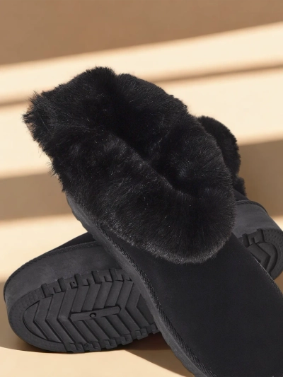 Royalfashion Bottes femmes a'la snow boots en noir Goroggo