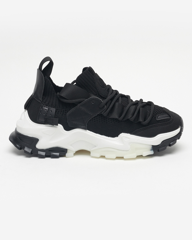 OUTLET Chaussures de sport pour femme noires sur semelle massive Tiroka - Footwear