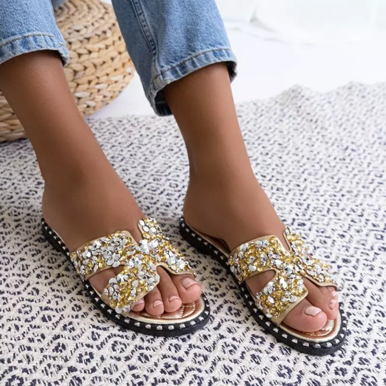 OUTLET Sandales dorées pour femmes avec décorations Dakar - Chaussures