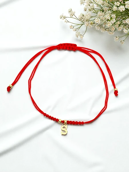 Bracelet pour femme avec la lettre S