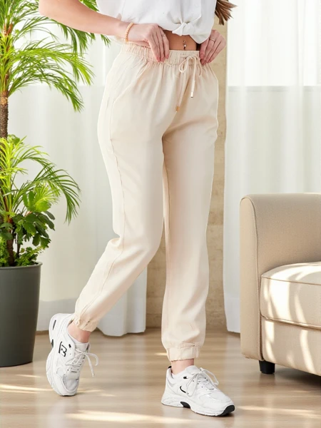 Élégant Jogger pour Femme Aura Beige Lyocell - Confort et Style pour Chaque Jour