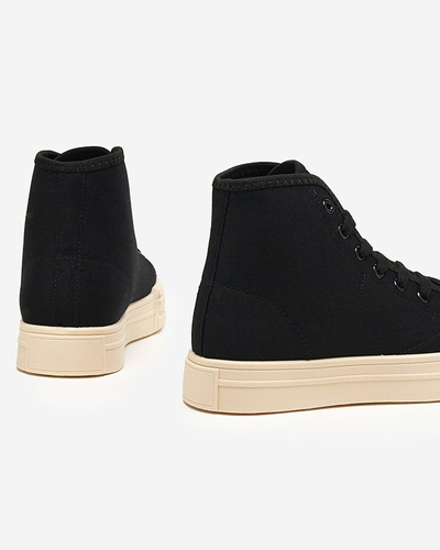 OUTLET Baskets basses noires pour femme avec semelle plus épaisse Saserra - Footwear