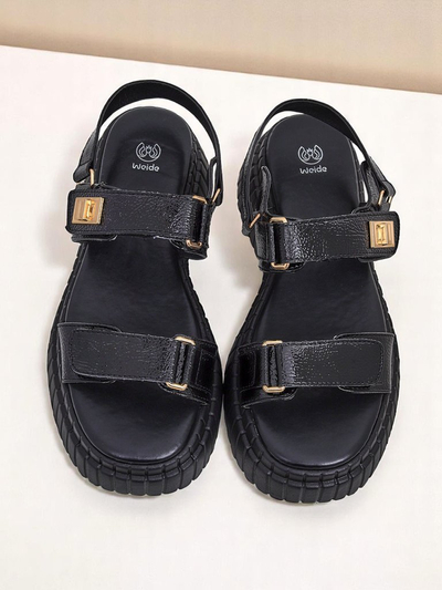Sandales pour femmes Royalfashion sur une épaisse semelle Aganda