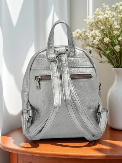 Sac à dos pour femme Selene Silver en cuir écologique Królewska Moda, 25x25 cm