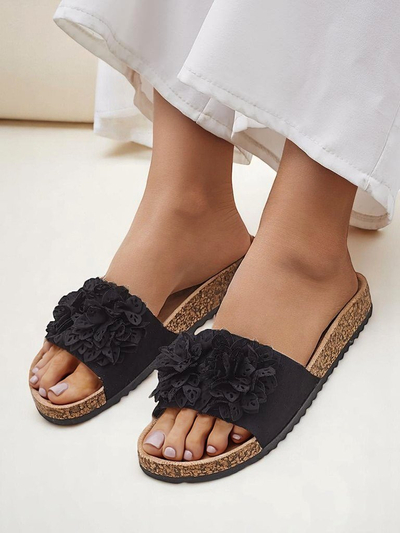 Royalfashion claquettes pour femmes avec accents floraux Occes