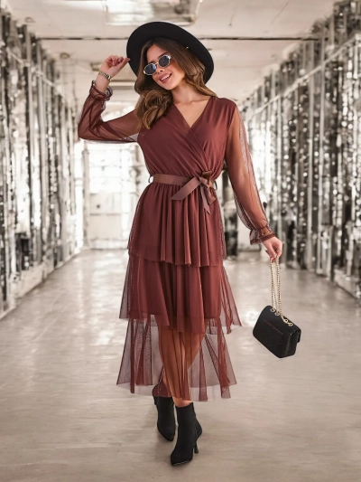 Robe longue pour femmes de Royalfashion avec des volants