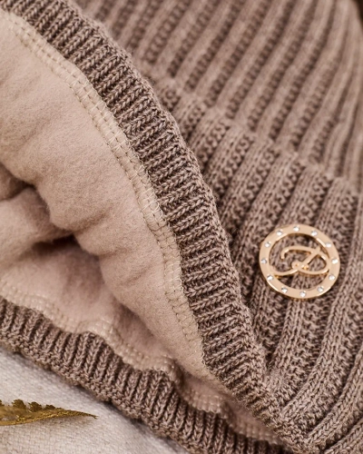 Chapeau rembourré pour femme de Royalfashion avec un pompon