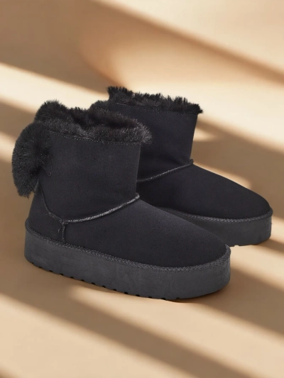 Royalfashion Bottes femmes a'la snow boots en noir Goroggo