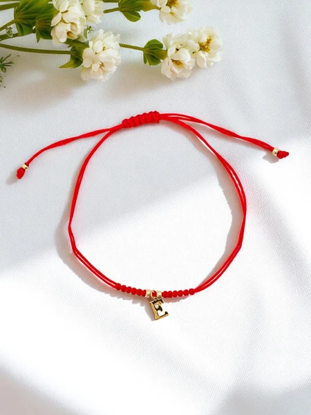 Bracelet femme avec lettre E
