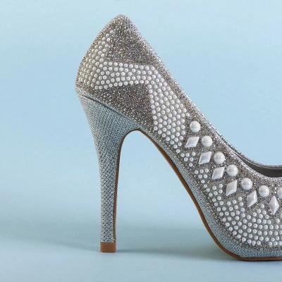 Escarpins argentés brillants sur un talon Madia - Chaussures