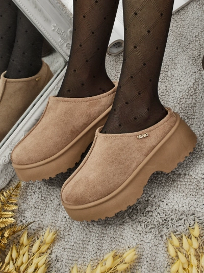 Bottes courtes style bottes de neige pour femmes avec fourrure Calindra