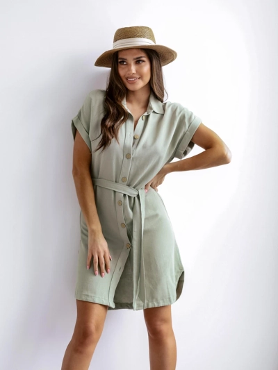 Robe mini Royalfashion pour femmes avec des manches courtes et une ceinture à bouton.