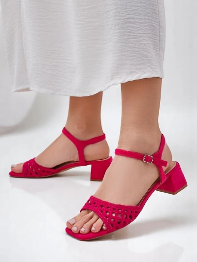 Sandales perforées pour femmes Royalfashion Azopi