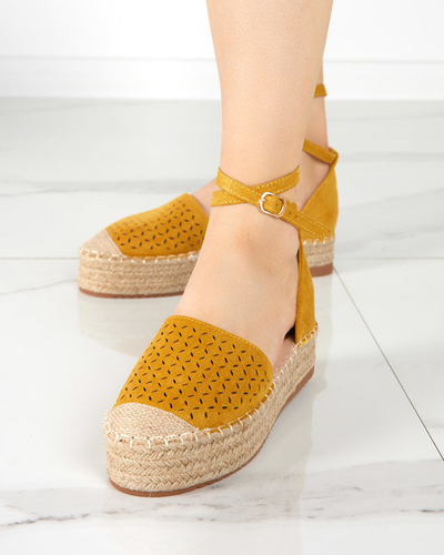 OUTLET Sandales femme moutarde a'la espadrilles sur la plateforme Likki - Chaussures