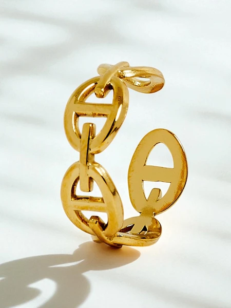 Bracelet jonc Dolce Vita avec des breloques décoratives