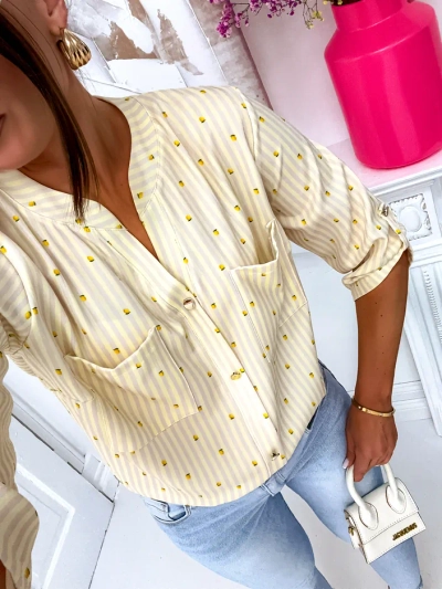 Chemise rayée pour femmes Royalfashion avec des citrons et un col en V
