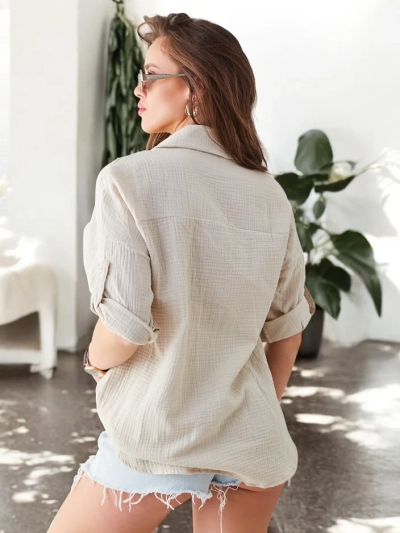 Chemise en coton pour femmes Royalfashion avec embossage, col en V et manches 3/4