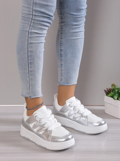 Baskets pour femmes Royalfashion avec une semelle plus épaisse Assaqi