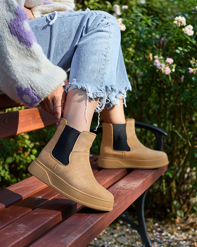 Royalfashion Bottes a'la snow boots pour femme en couleur camel Uteris