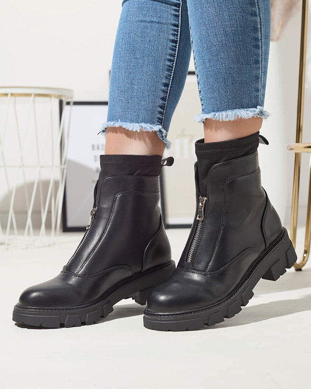 Bottes noires pour femmes avec une fermeture éclair au milieu