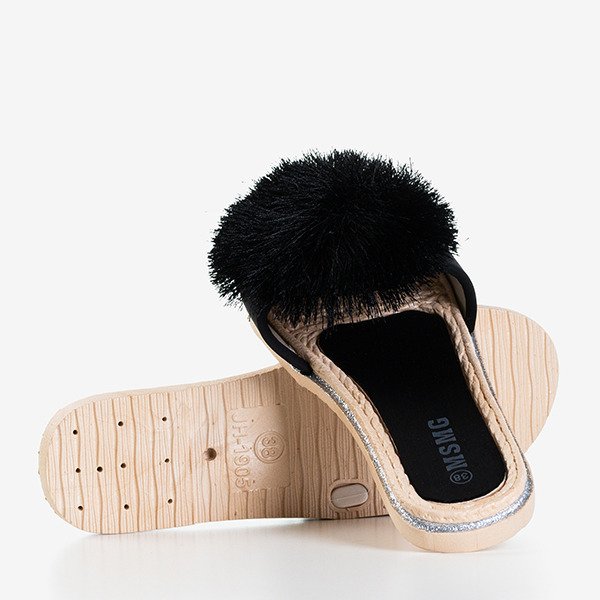 Tongs noires avec un gland Talvika - Chaussures 1