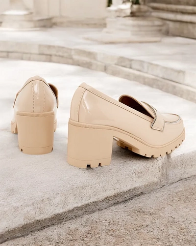 Mocassins en cuir verni pour femmes de Royalfashion Befies