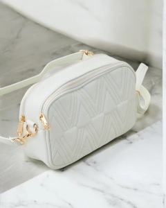 Beige clair || blanc