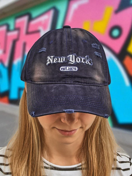 Royalfashion Casquette New York 1976 avec usure