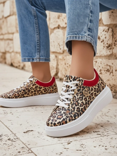 Royalfashion Baskets de sport perforées pour femmes Leopess