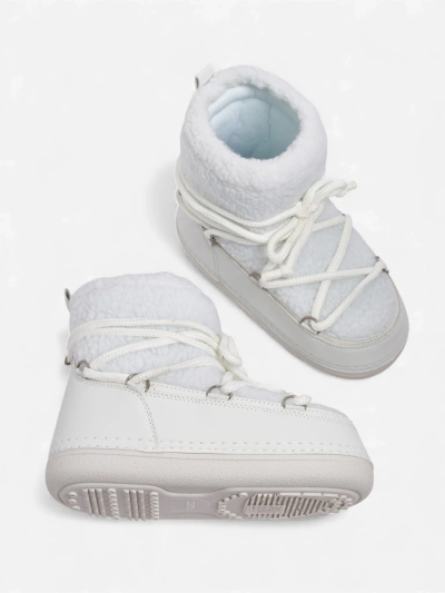 Bottes de neige pour femmes avec peau de mouton Uvella