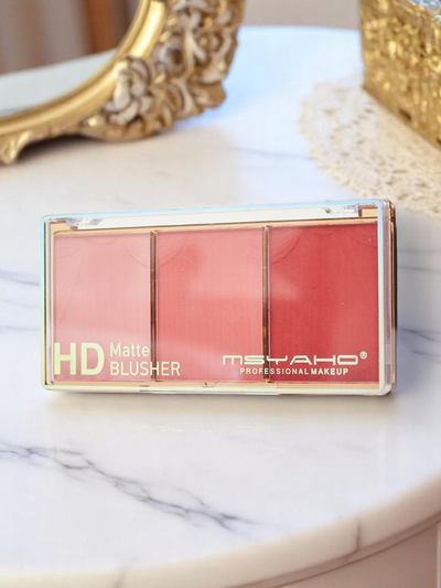 Palette de 3 teintes de blush mat pour les joues couleur Wine Rose