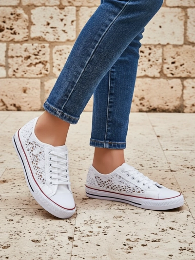 Aurelia Bianco - Baskets blanches ajourées Royalfashion en tissu, taille 40