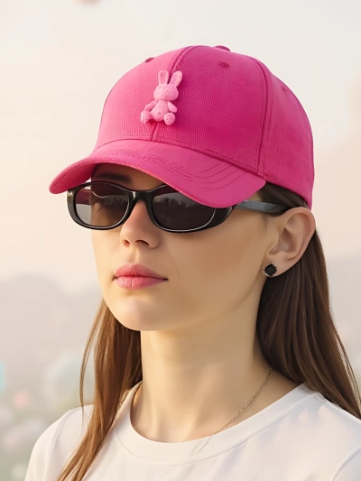 Royalfashion Casquette avec écusson Bunny Chic