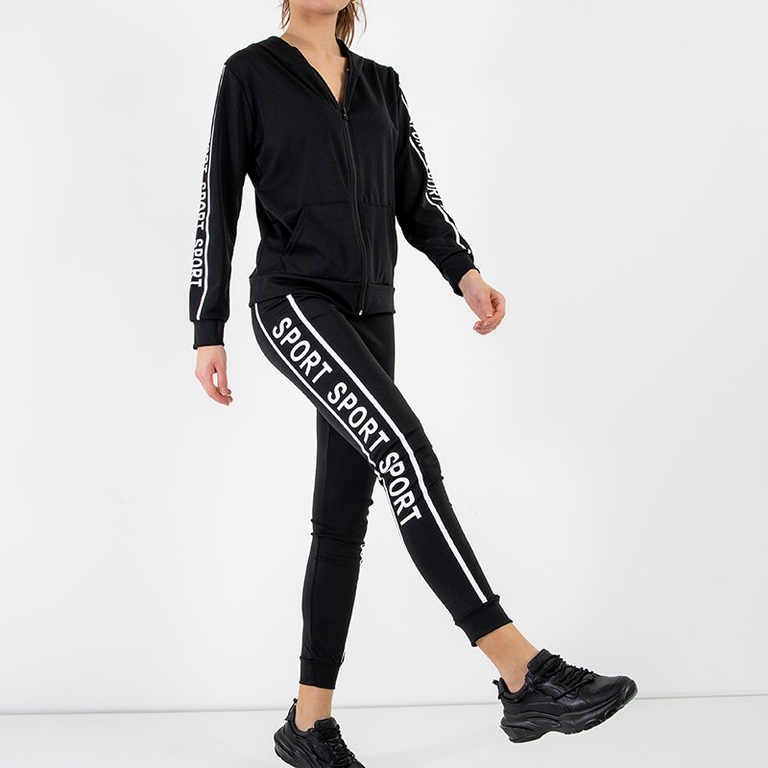 Ensemble de sport noir avec inscriptions blanches - Vêtements
