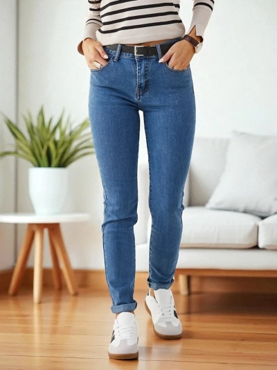 Jeans tapered en coton pour femmes Royalfashion
