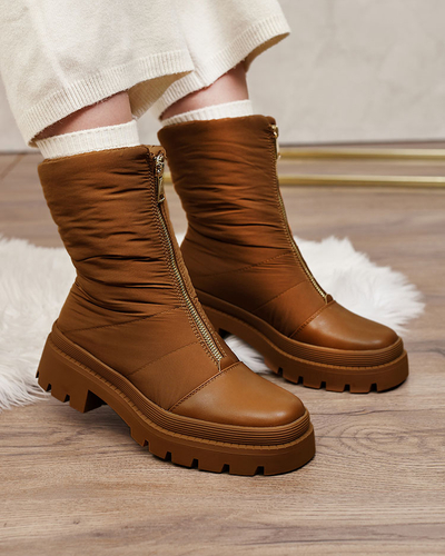 Royalfashion Bottes à talon plat Tainve pour femme en couleur camel