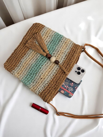 Royalfashion Petit sac en paille pour femme, rayé, orné d’un charm Mini