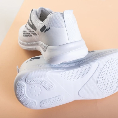 OUTLET Chaussures de sport blanches pour hommes avec inscriptions Renat - Chaussures