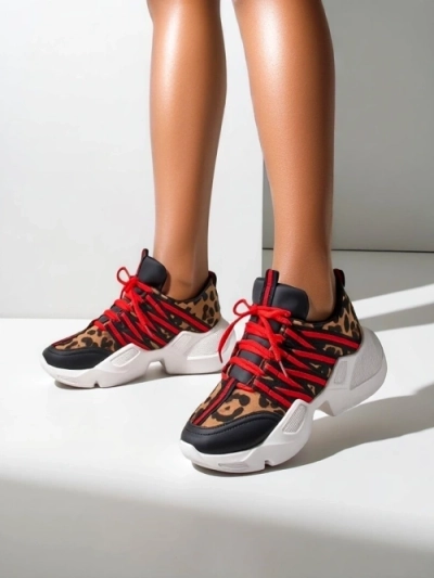Baskets sportives pour femmes Royalfashion avec une semelle plus épaisse Ivvert