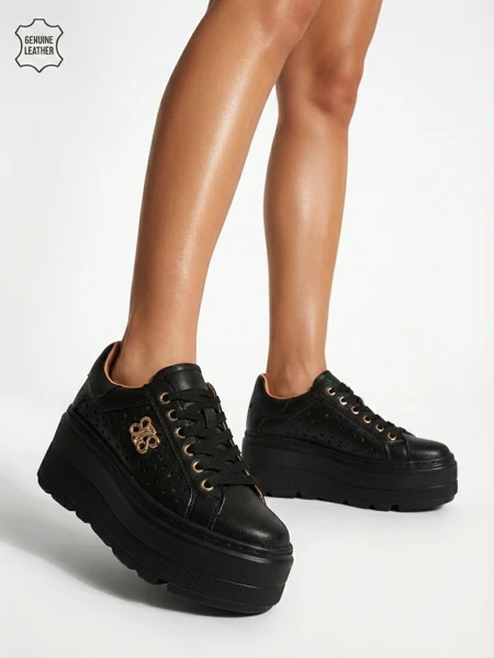 Baskets de sport ajourées en cuir naturel pour femmes Atelle