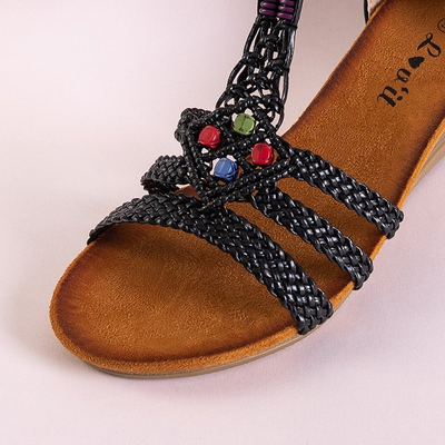 Sandales noires pour femmes sur un talon bas Nastiska - Chaussures
