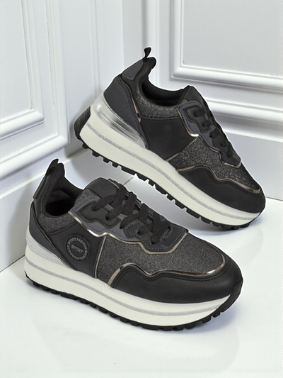 Sneakers pour femmes Callista Nero à plateforme de 4 cm, cuir écologique